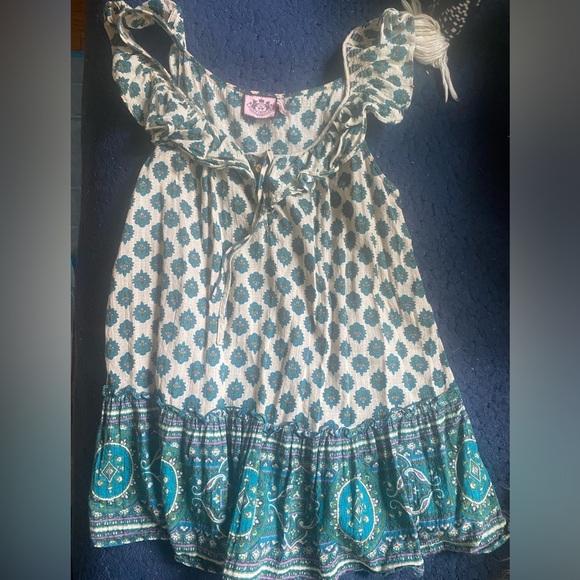 Juicy Couture Mandala Print Flutter Sleeve Boho Top Size Small - Picture 2 of 7